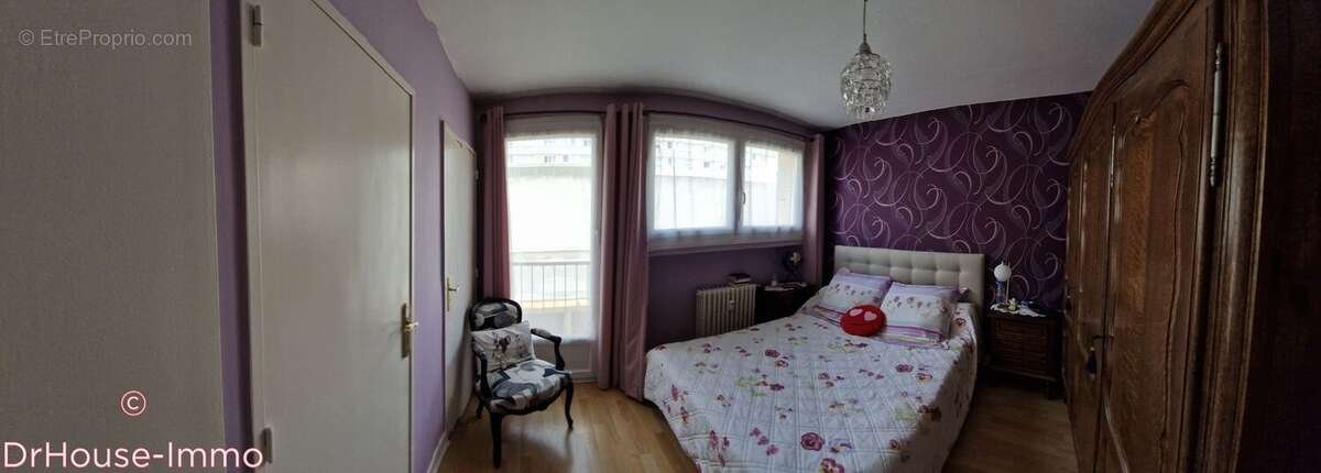 Appartement à SAINT-ETIENNE