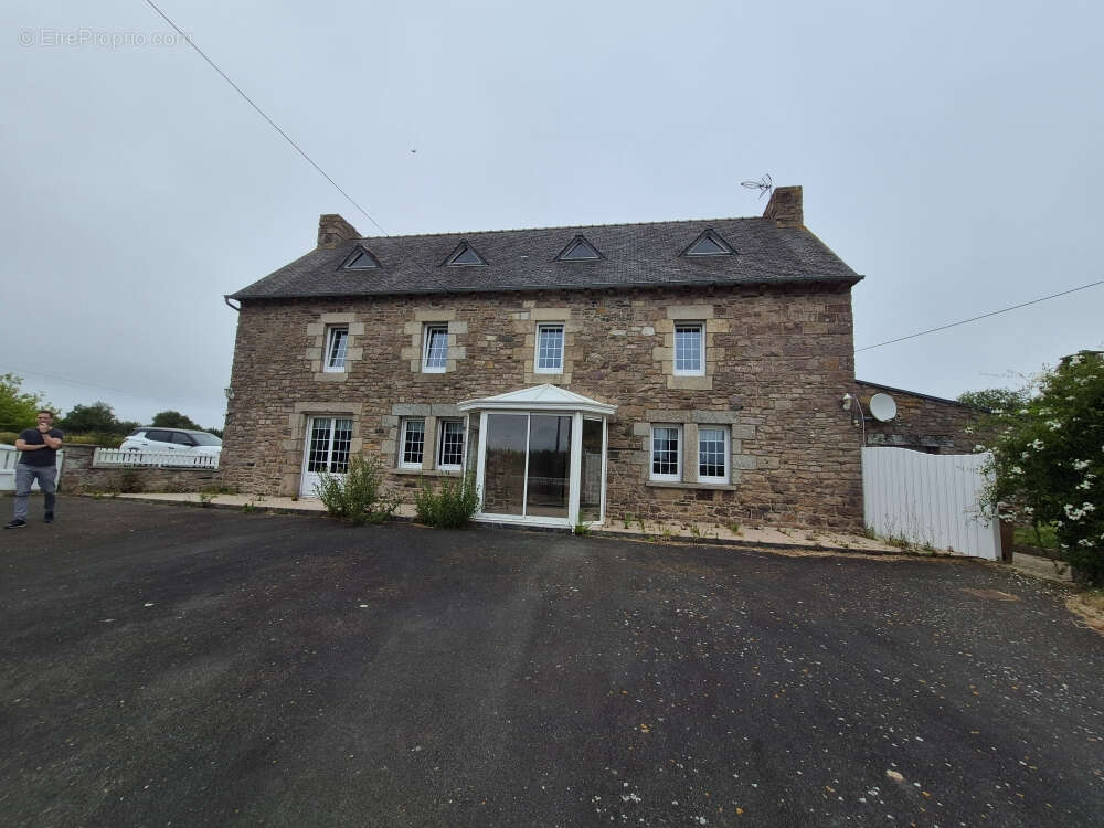 Maison Yvias - photo 17