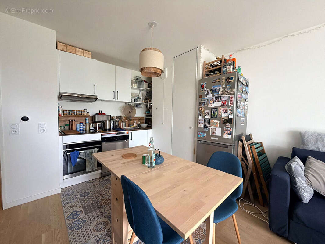 Appartement à SARTROUVILLE