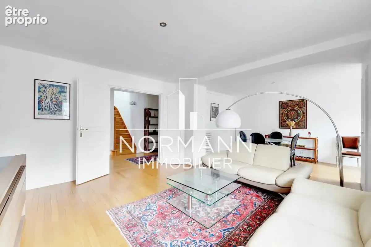Paris 8 - faubourg saint honore / hoche - duplex - 2 chambres - photo 6