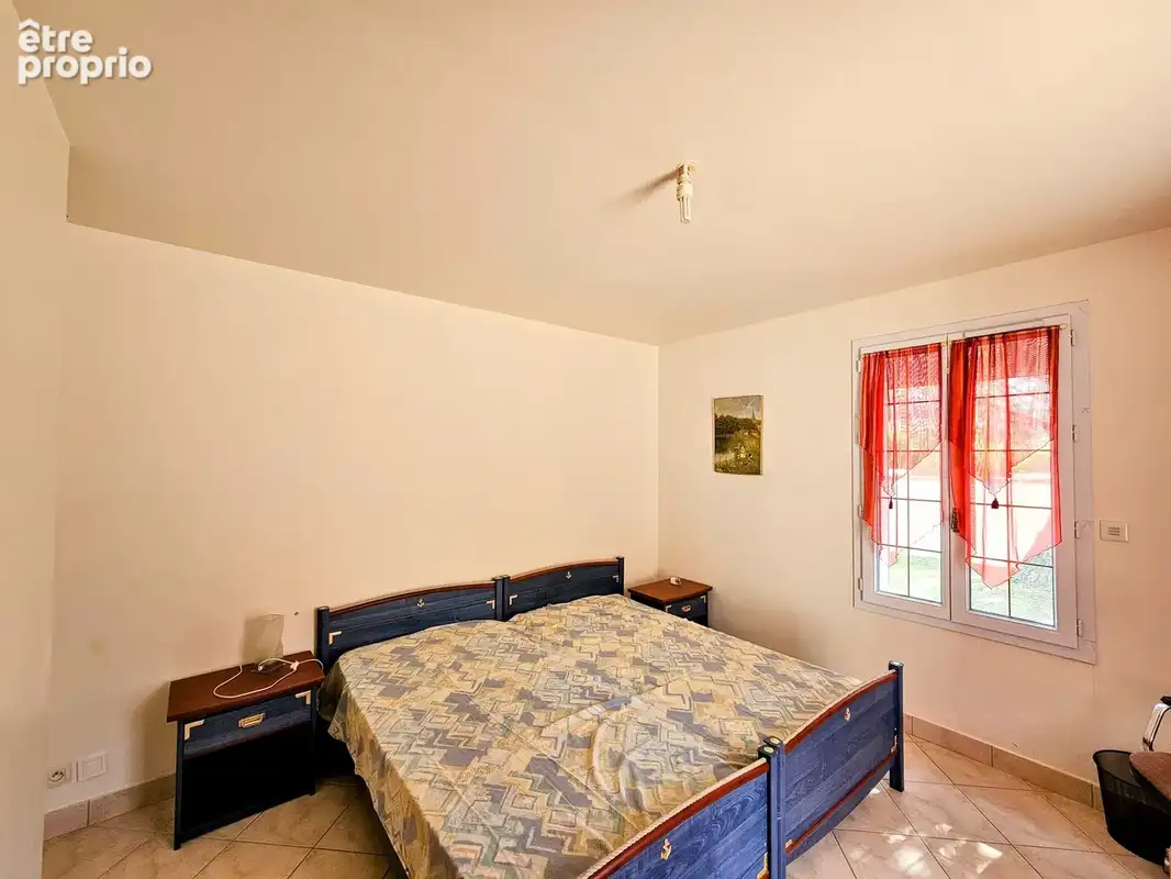 Maison de charme avec dépendance et piscine à Breuillet - photo 8