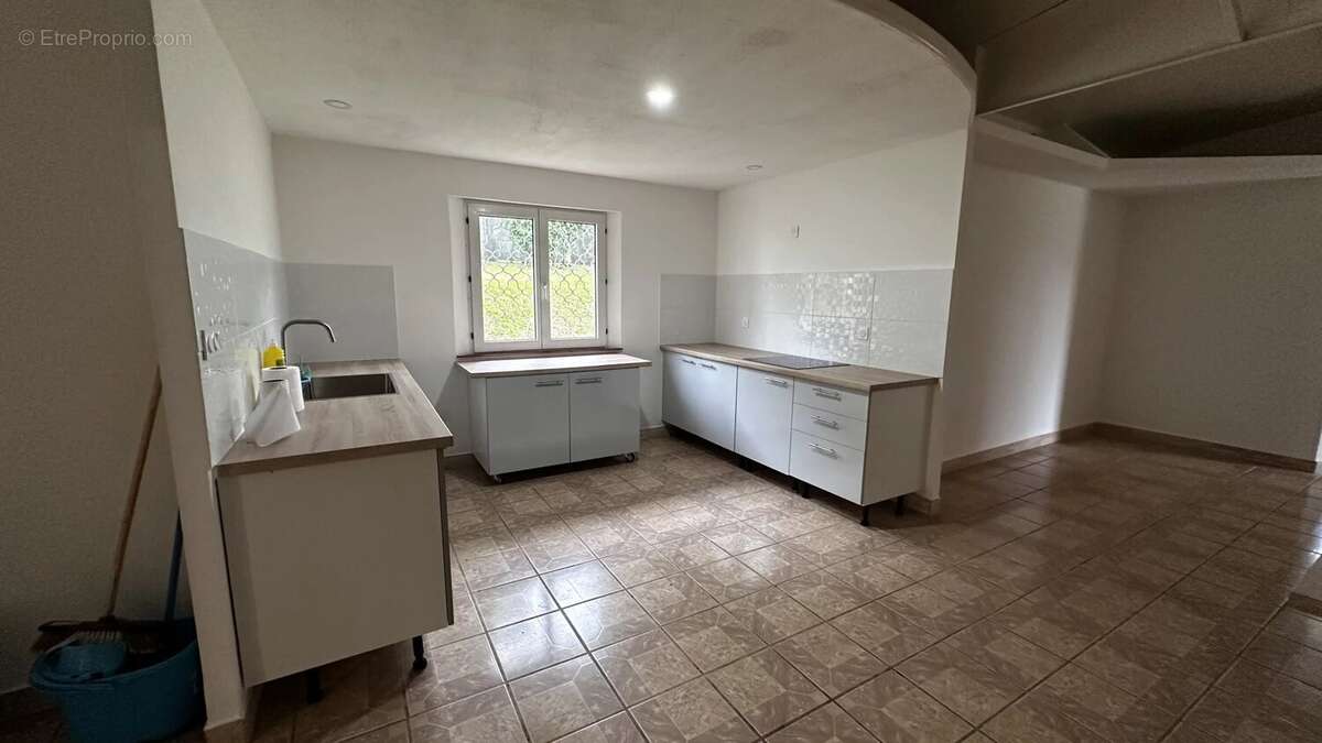 Appartement à MATOURY