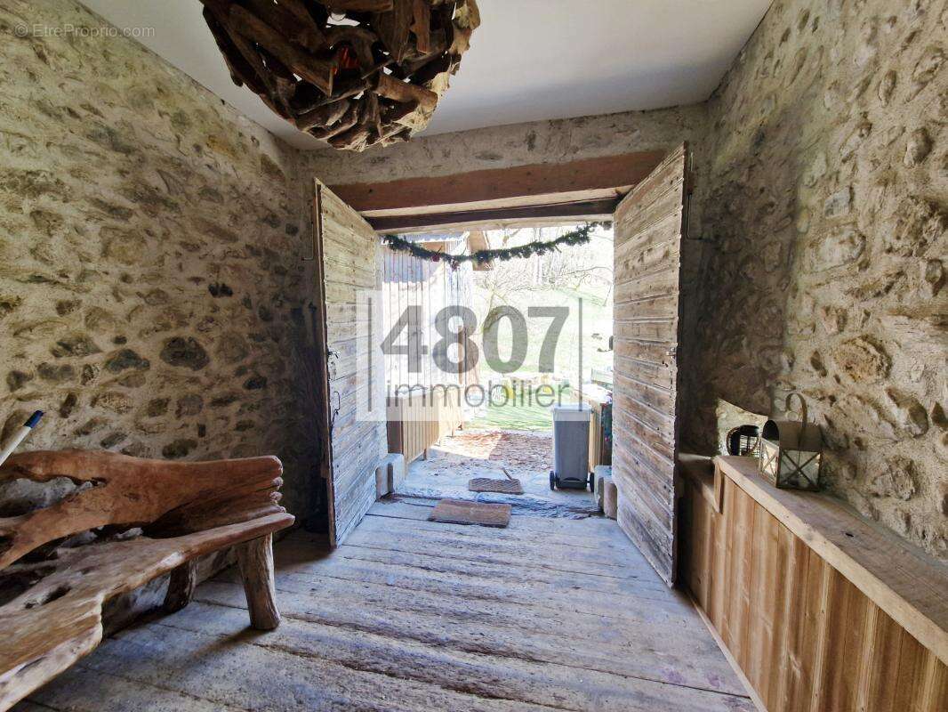 Appartement à HABERE-LULLIN