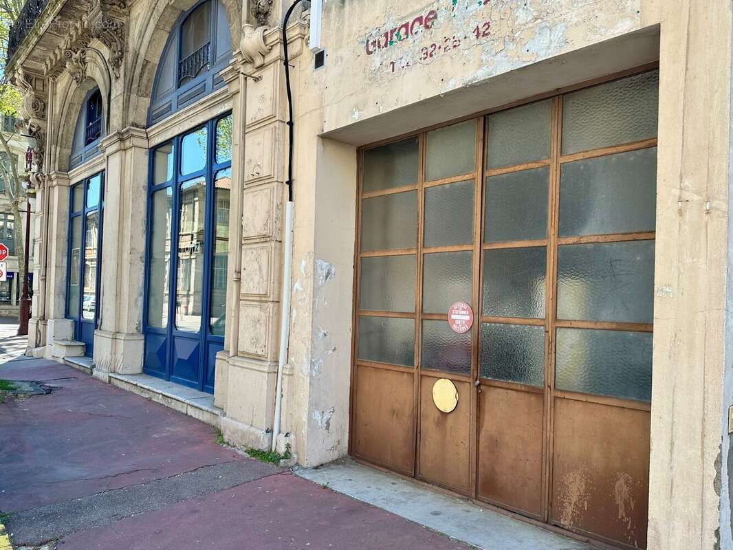 Commerce à NARBONNE