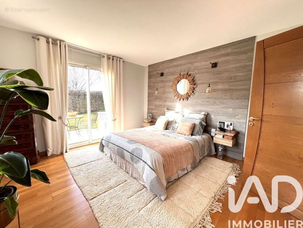 Maison 264 m² à Autouillet  - photo 9