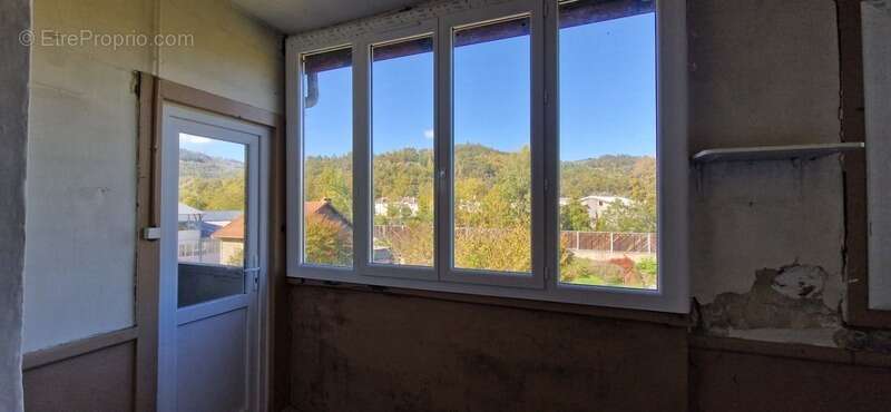 Maison à DECAZEVILLE