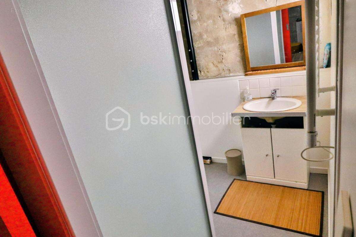 Maison de caractère de 185 m² – Terrasse de 22 m², pierres apparentes, loft et prestations de confort - photo 19