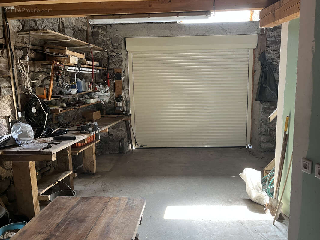 Maison à ANGLARDS-DE-SALERS