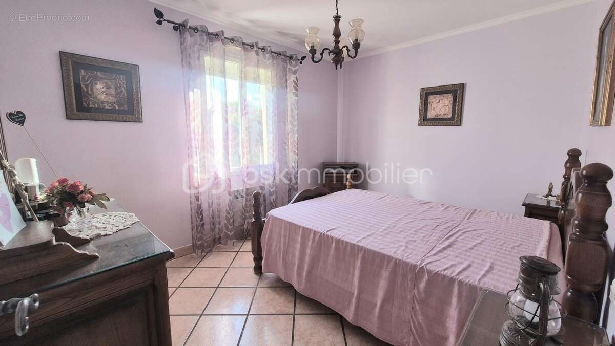 Maison à LA VALETTE-DU-VAR