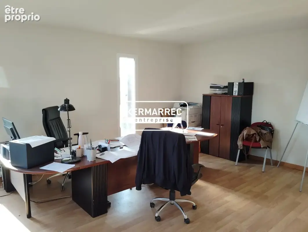 Commerce 450 m² à vendre à Bourgbarre (35230) - photo 3