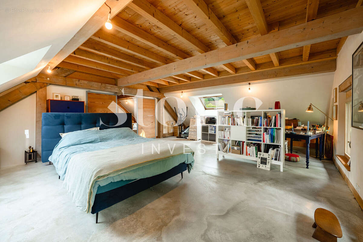 Maison à NAVES-PARMELAN