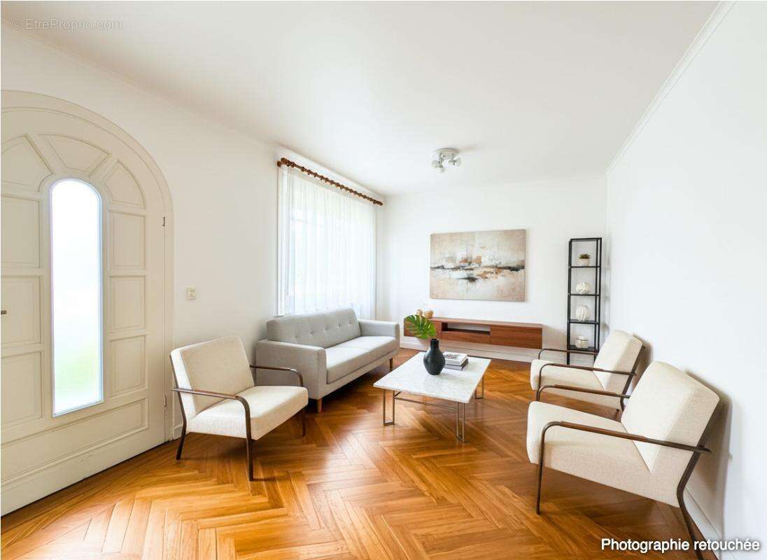 Maison Sainte Luce Sur Loire 7 pièce(s) 120 m2 - photo 4