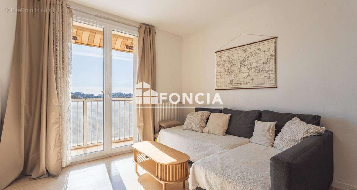 T3 Loué 62 M2 lumineux avec terrasse Toulon Saint-Musse - photo 3