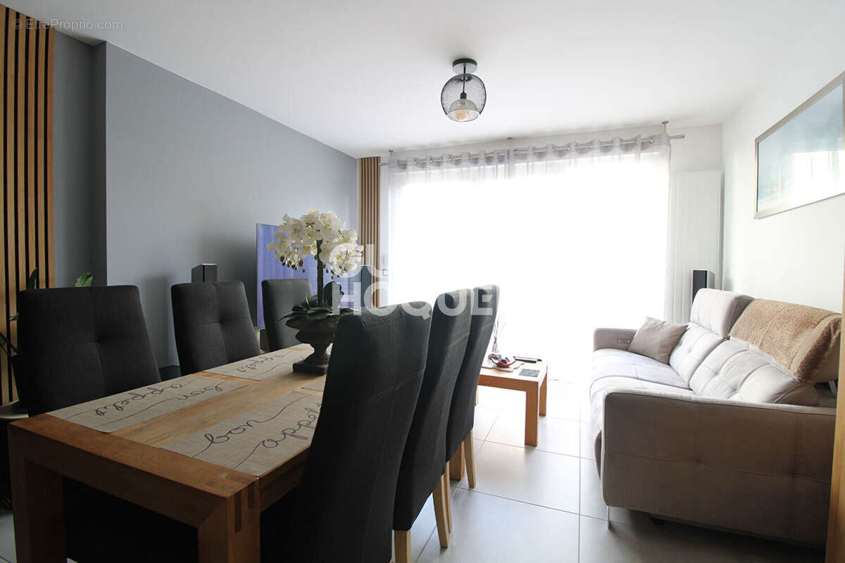 Appartement à BRIE-COMTE-ROBERT