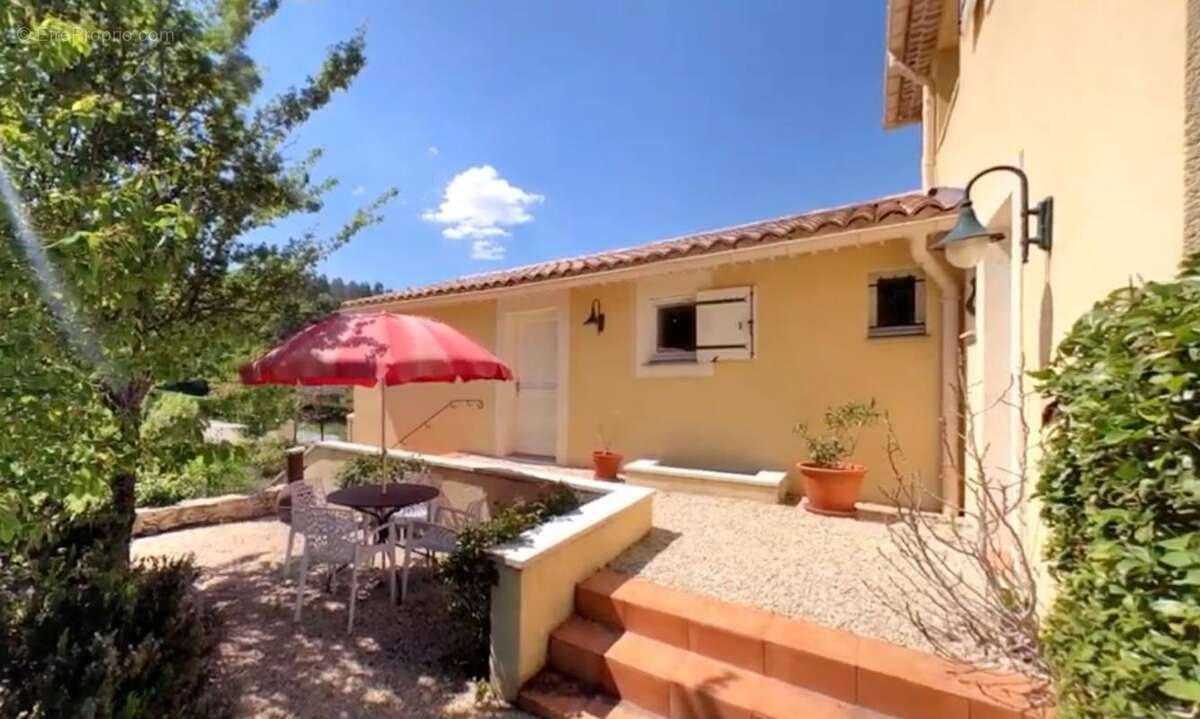 Maison À Vendre - Montbrun-les-Bains - 245 m² - photo 20