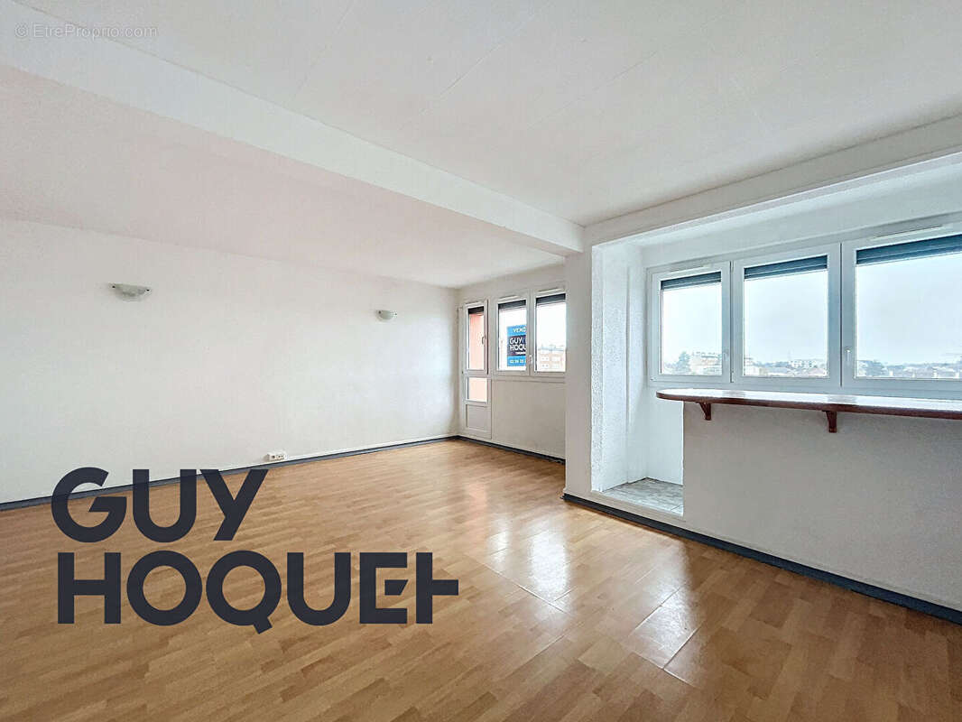 Appartement à TINQUEUX