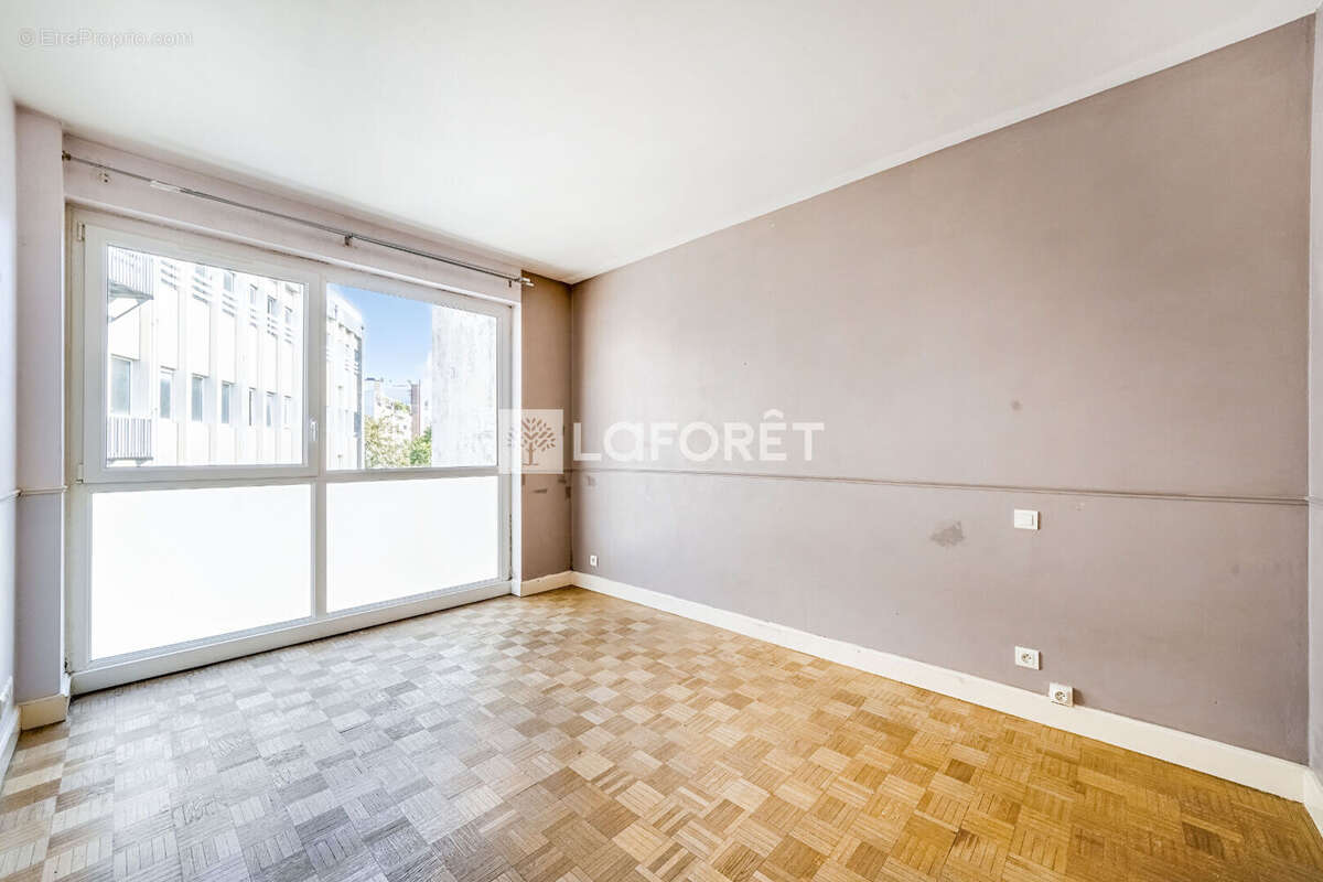 Appartement de 76m2 avec Terrasse de 16m²- Cave - Parking - photo 7