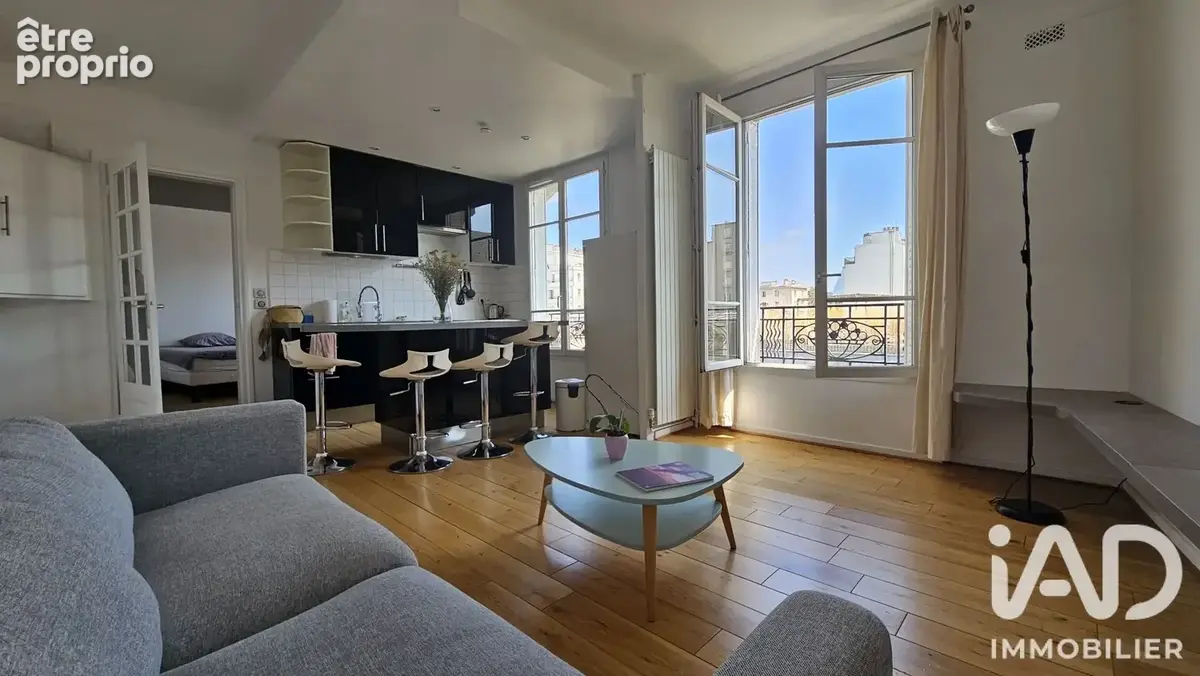 Photo 1 - Appartement à PARIS-16E