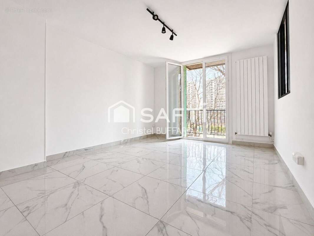 Photo 5 - Appartement à MARSEILLE-3E