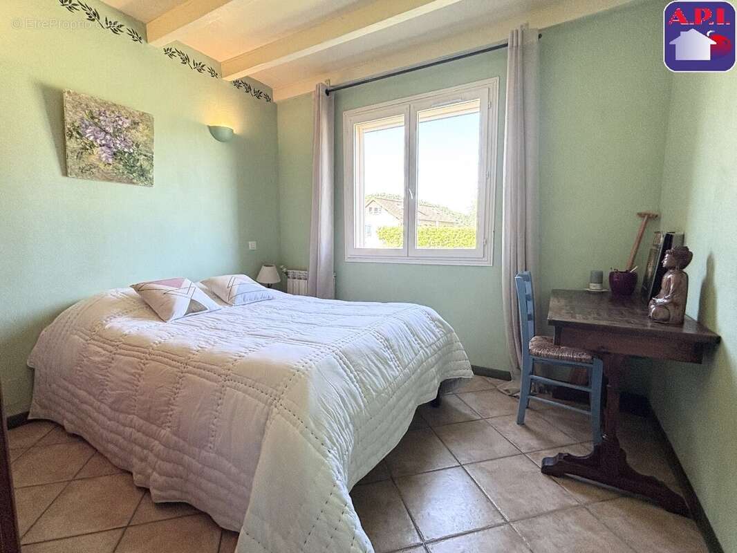 Maison 145 m² à Roquefeuil  - photo 14