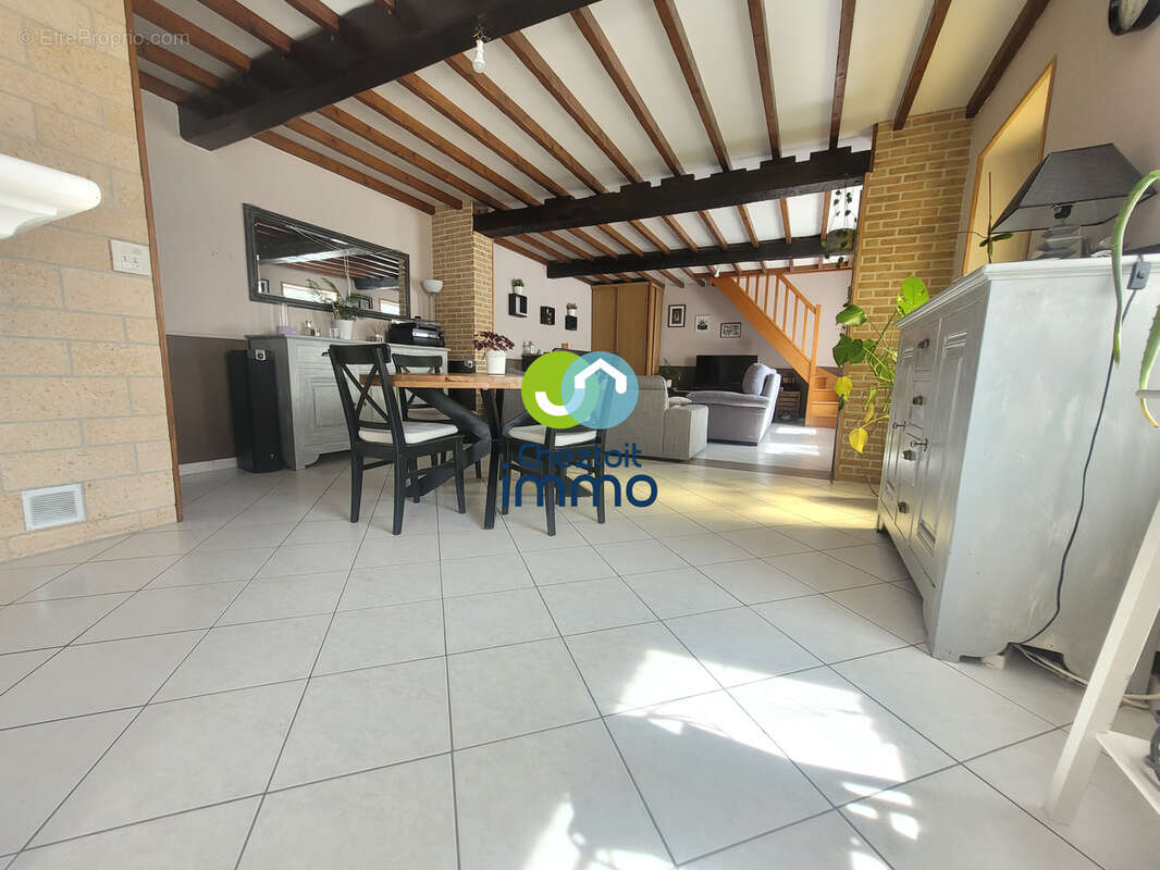 Maison à CAMBLAIN-L'ABBE