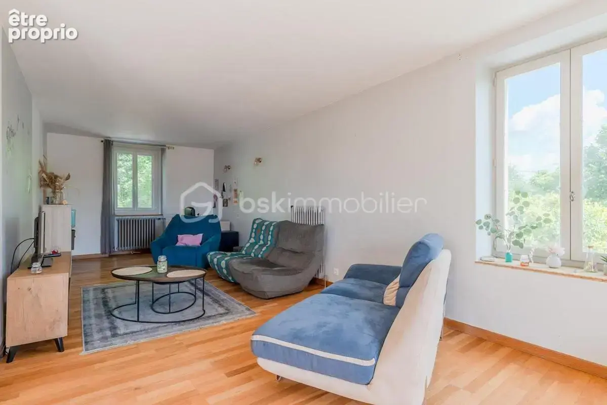 Demeure de caractère en bord de rivière d'Ain – 300 m² habitables – Piscine- IDEAL GRANDE FAMILLE - photo 10