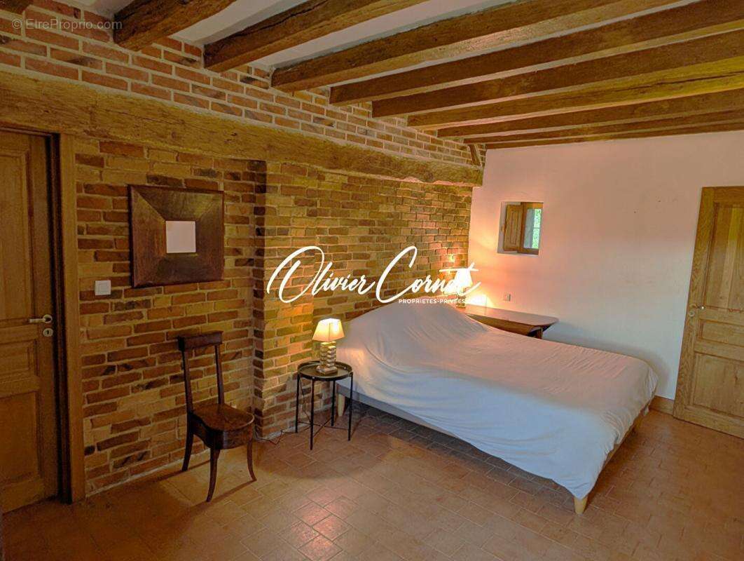 Maison à SAINT-DENIS-D'AUTHOU