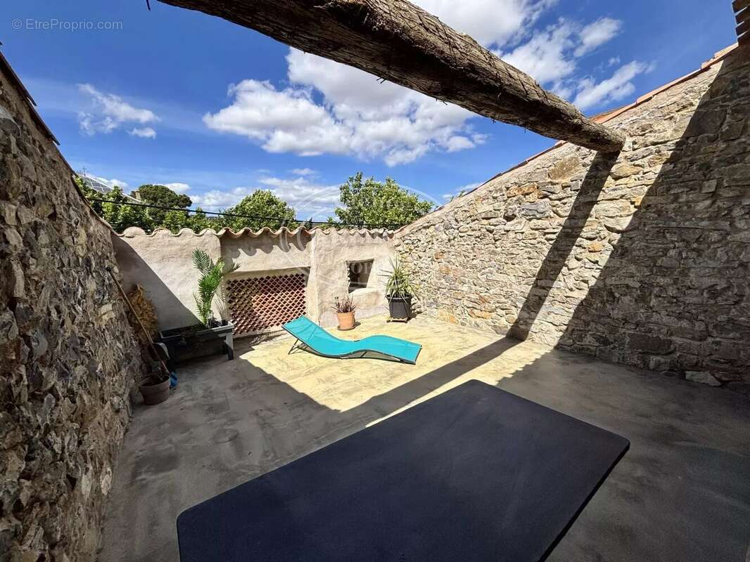 Maison à CONILHAC-CORBIERES
