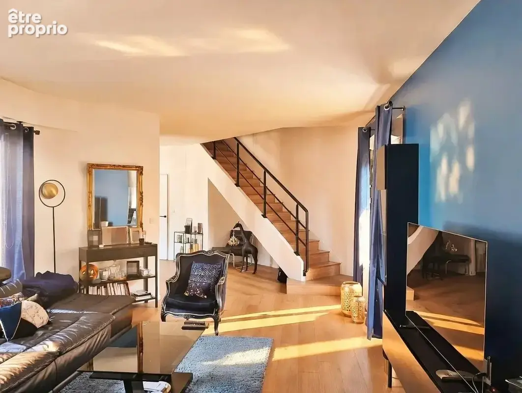 Maison avec Piscine - Limite La Varenne - photo 7