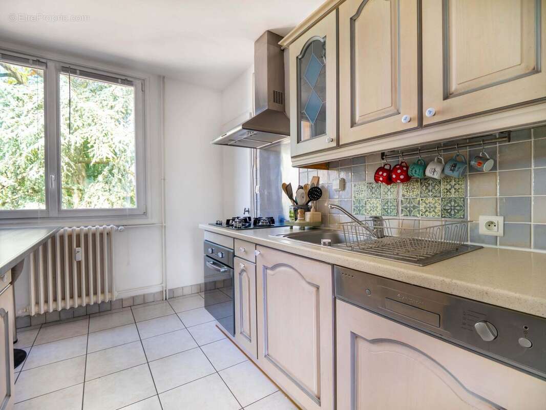 Appartement 68 m² à Thonon-Les-Bains  - photo 6
