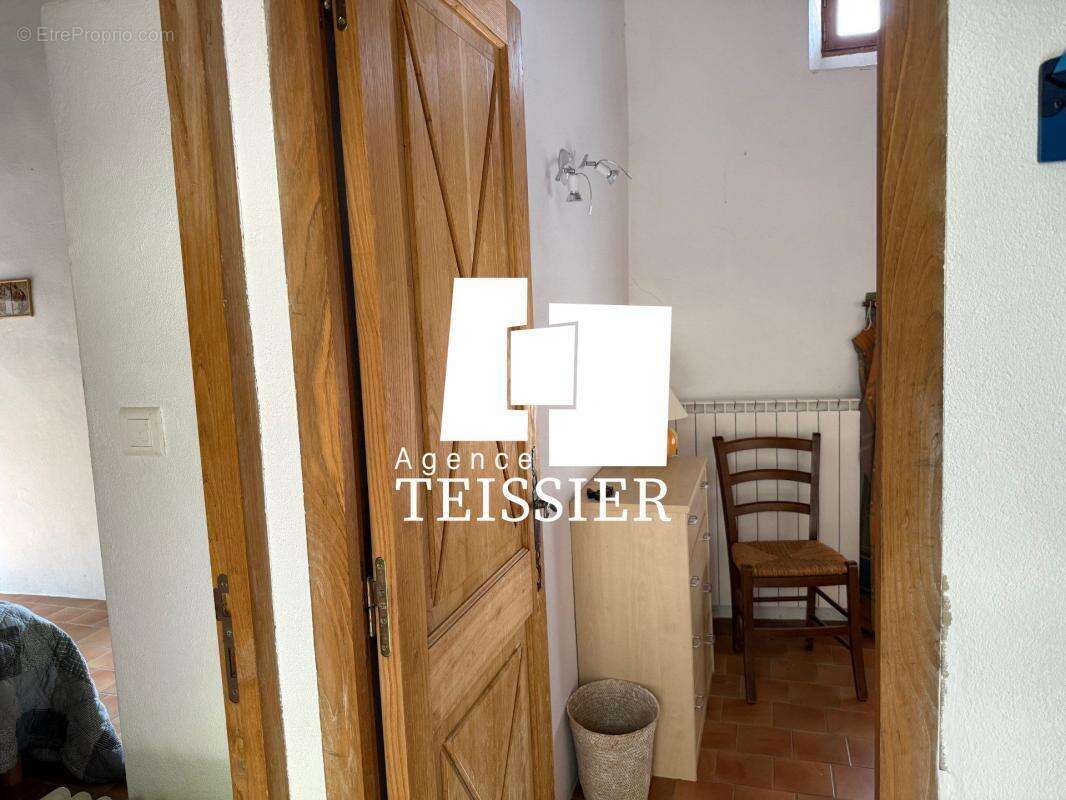 Maison à SAINT-PIERRE-SAINT-JEAN