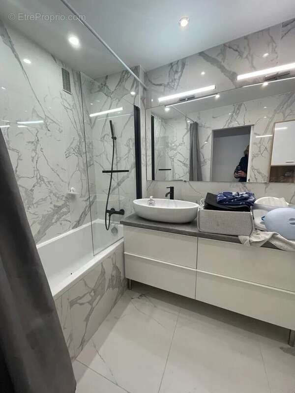 Appartement à PARIS-11E