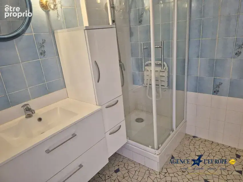 Appartement 55 m² à Vichy  - photo 3