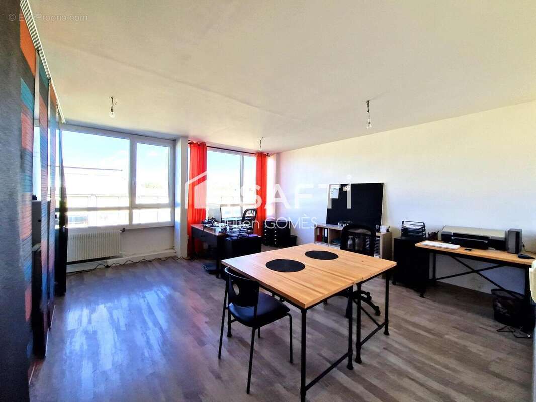Commerce 2000 m² à Trilport  - photo 8