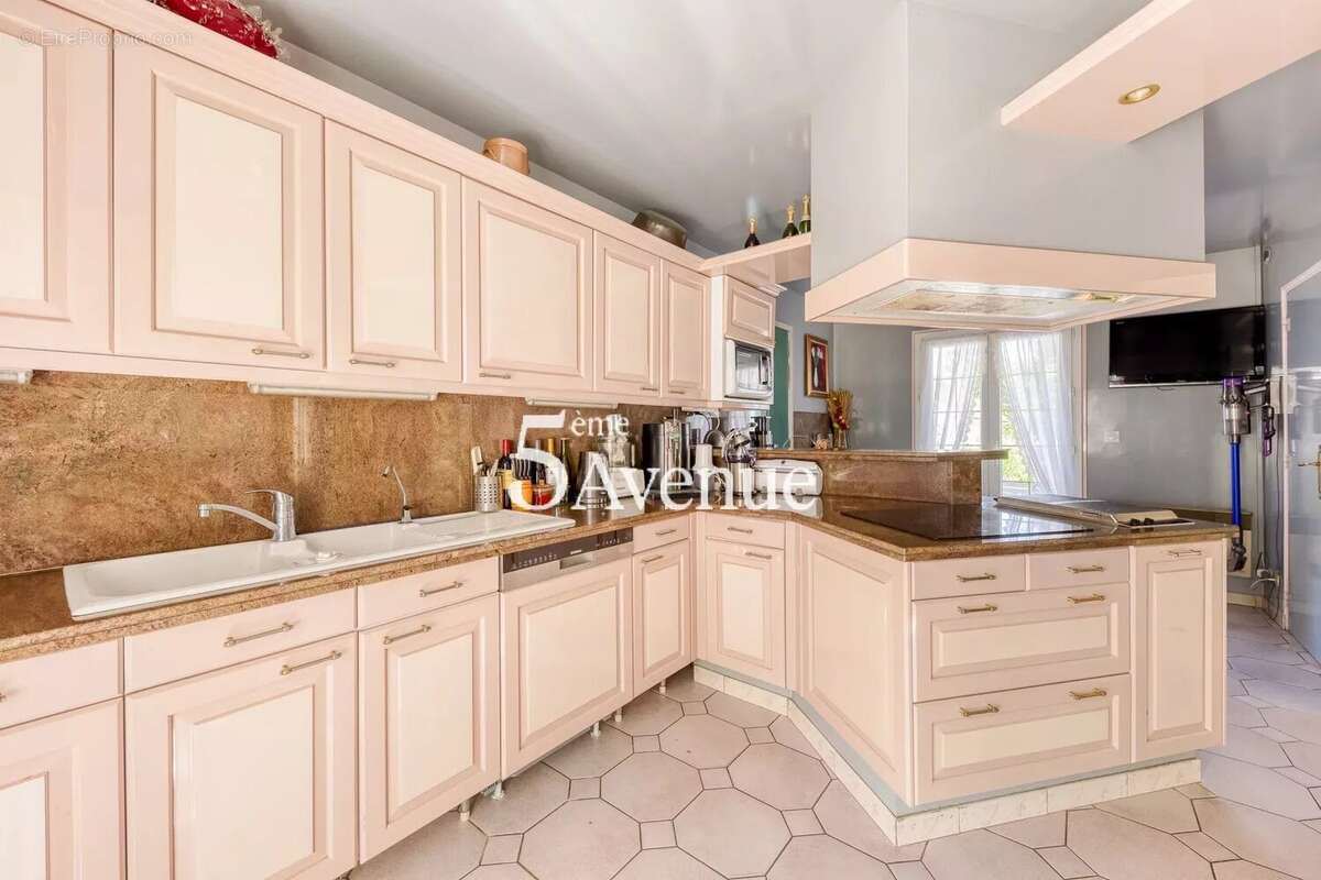 Maison à LAGNY-SUR-MARNE