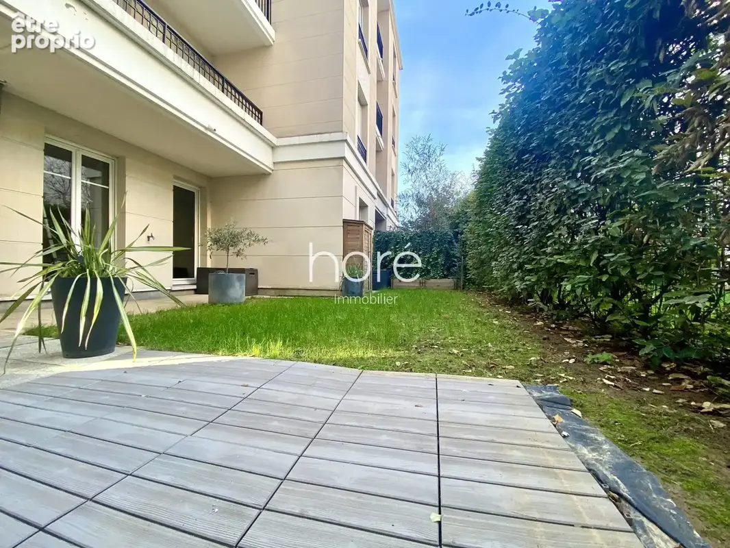 Photo Appartement à La Garenne-Colombes au prix de 685 000€