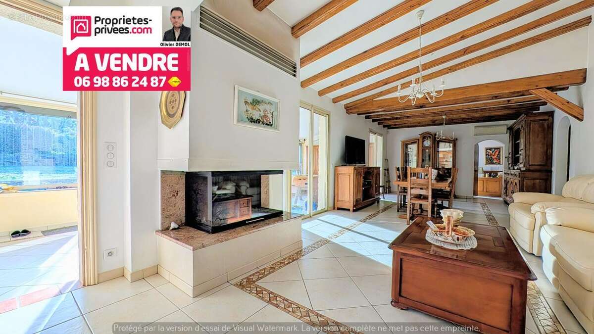 Maison à MONTAUROUX