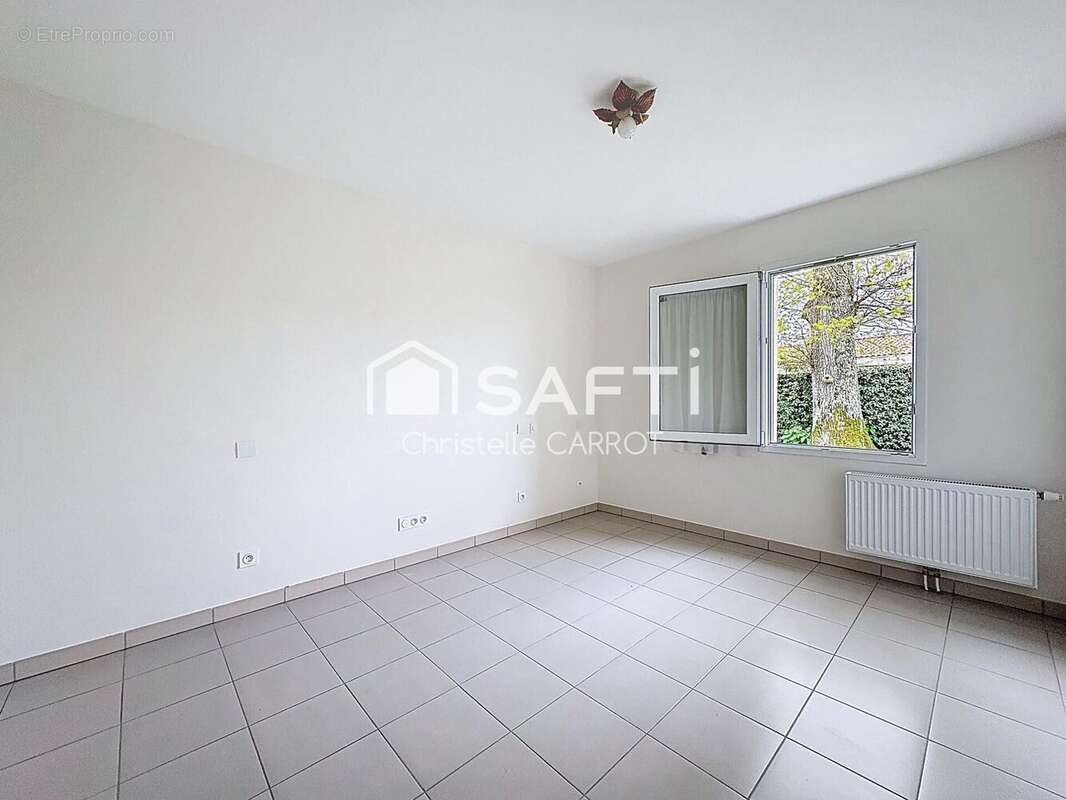 Photo 7 - Maison à IZON