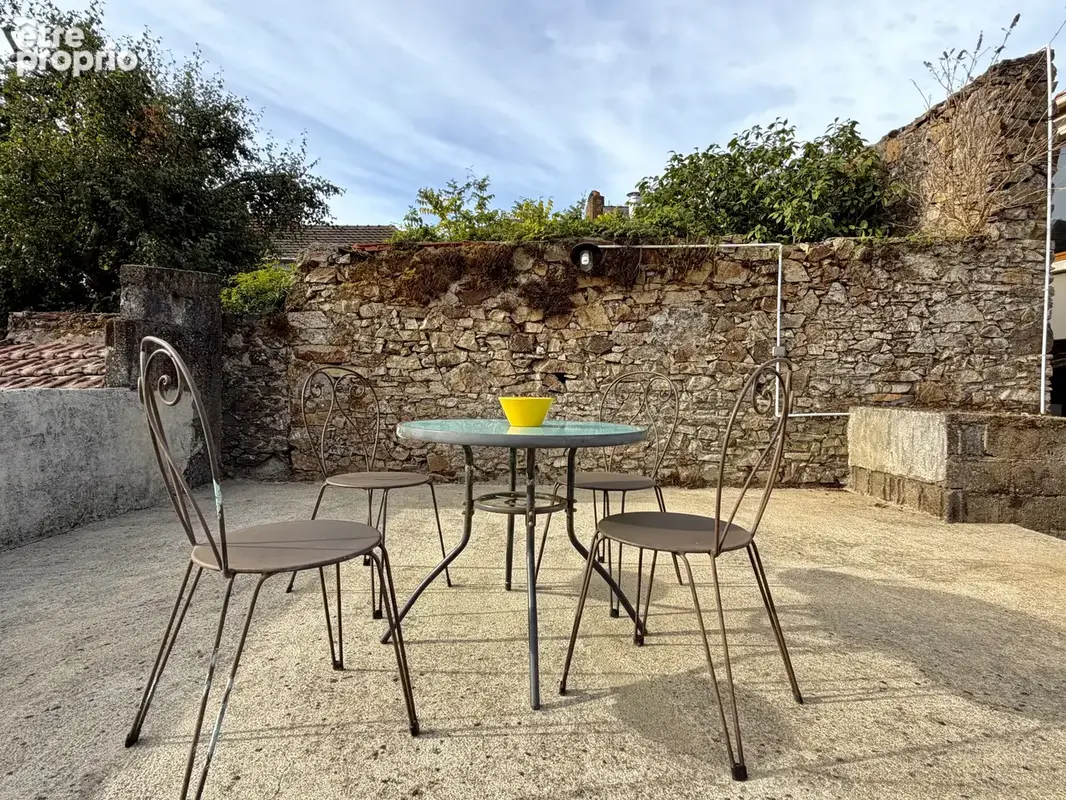 Ancienne sans travaux à prévoir ! - photo 12