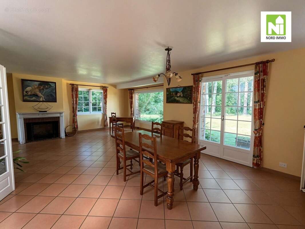 Maison à MERIGNIES