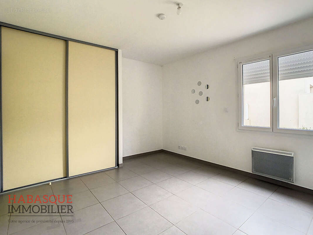 Maison à LAMPAUL-GUIMILIAU