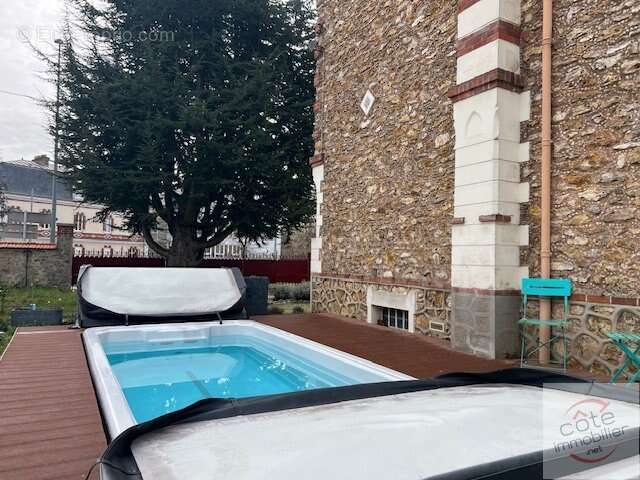 Maison à DOURDAN