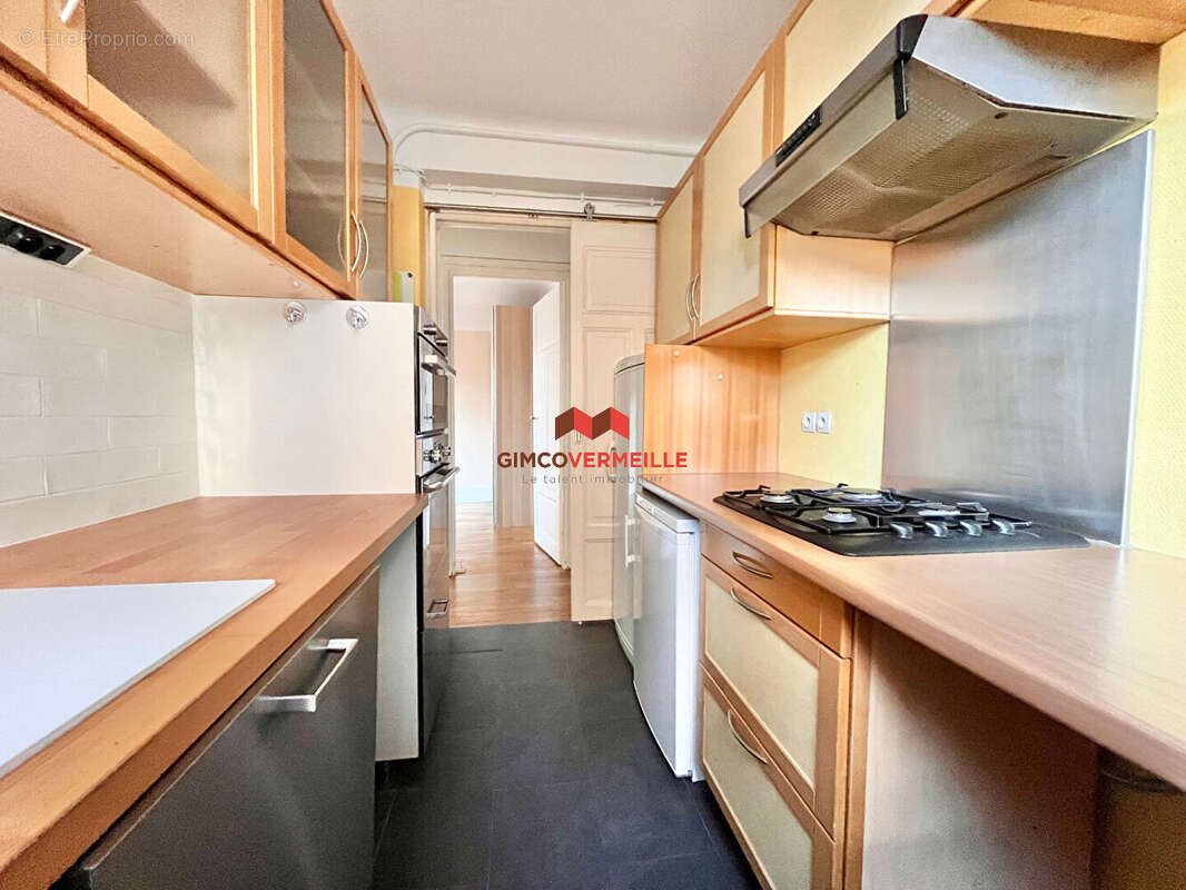 Appartement à NANTERRE