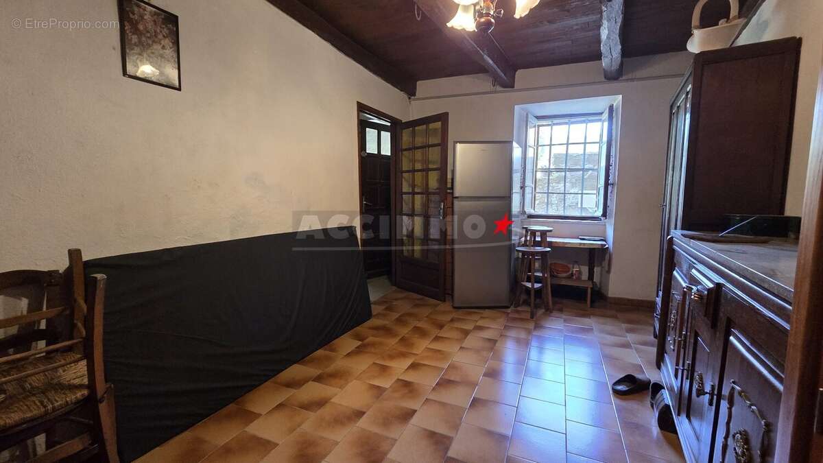 Brassac secteur - maison de caractère avec terrain - photo 3