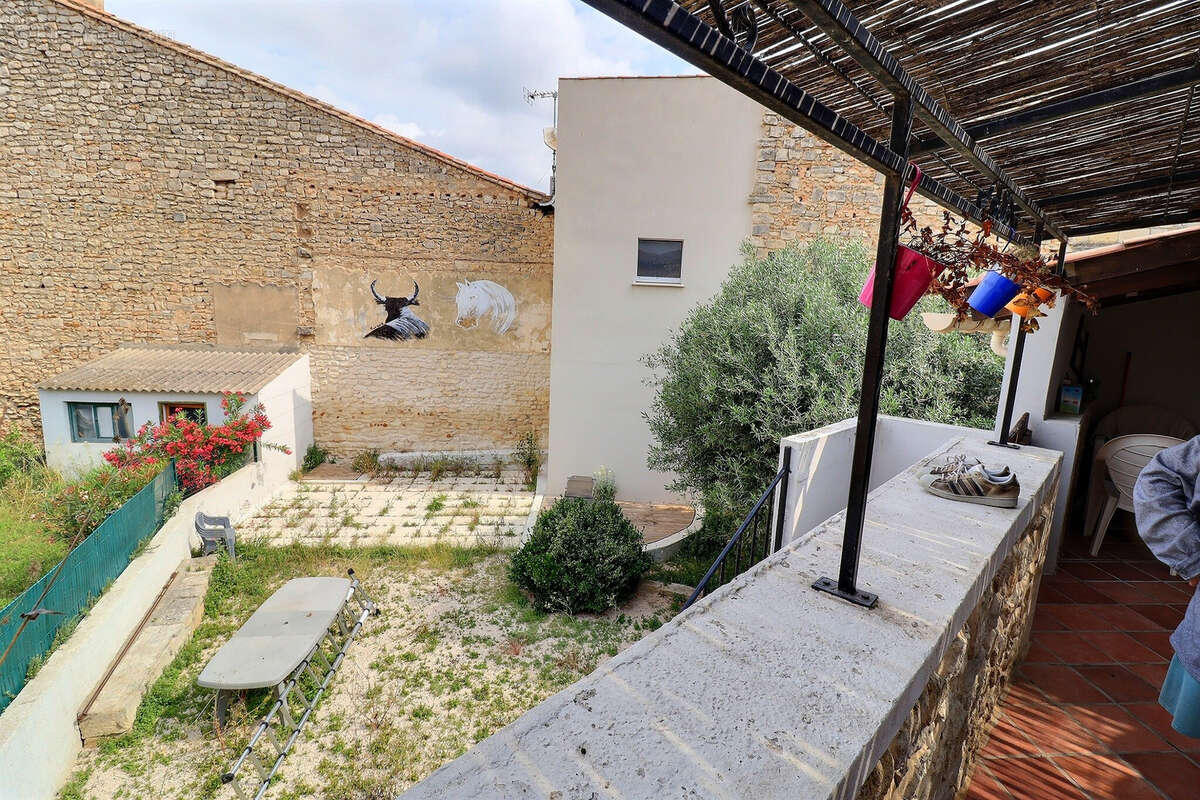 Maison à SAINT-GILLES