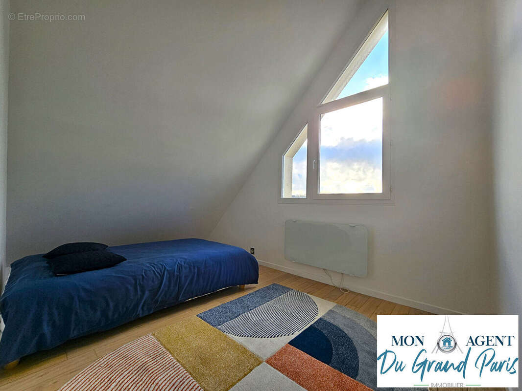 Maison à LE PLESSIS-ROBINSON