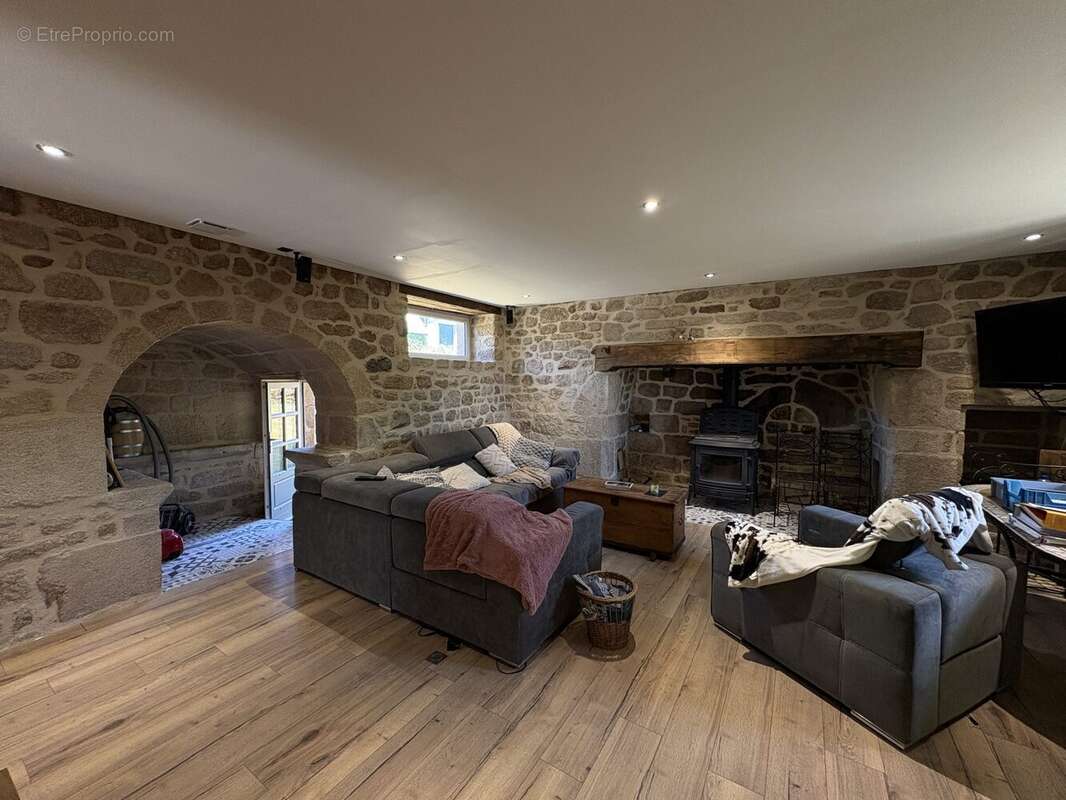 Maison 127 m² à Auriac  - photo 6