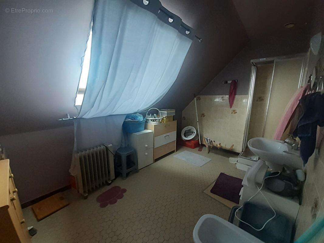 Maison à SAINT-GERMER-DE-FLY