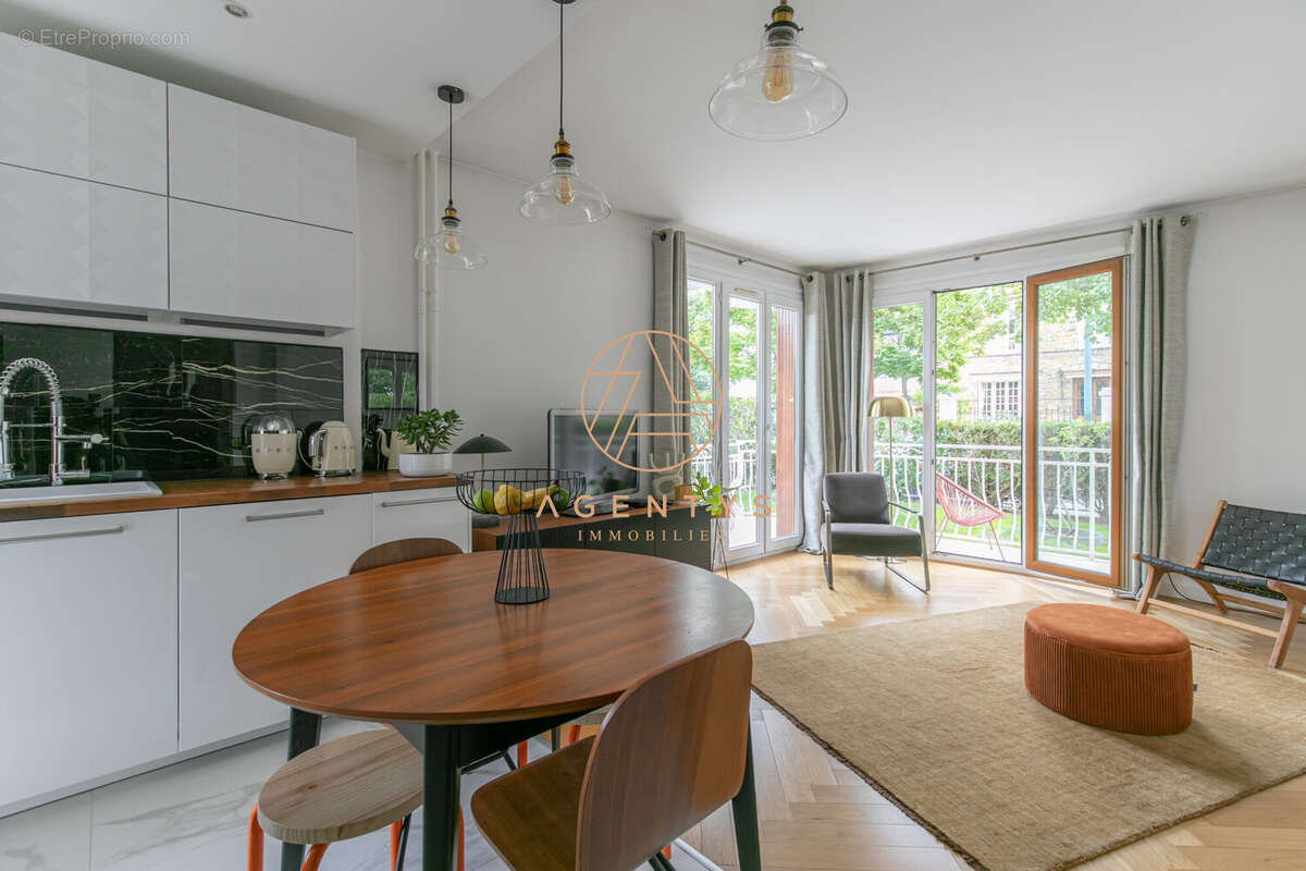 Appartement à SAINT-MAUR-DES-FOSSES