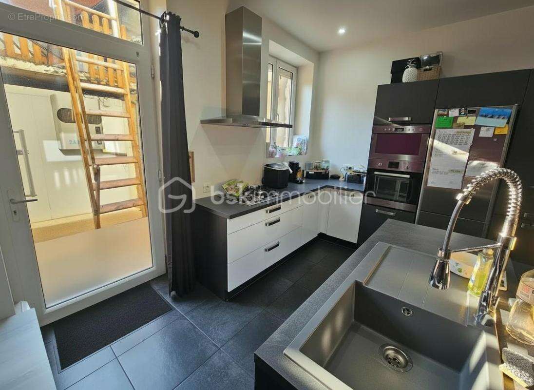 Appartement à CHARLIEU